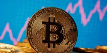 Bitcoin mund të bëhet “i pavlefshëm”, paralajmëron Banka e Anglisë