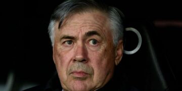 Ancelotti ‘thumbon’ Barcelonën: Nuk i kemi rival direkt