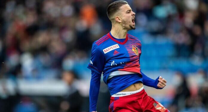 Zhegrova nuk ka ndërmend të ndalet: Do të luaj për Barcelonën