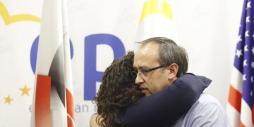 Vjosa Osmani tha se Marrëveshja e Washingtonit cënoi rendin kushtetues, vjen reagimi nga Avdullah Hoti