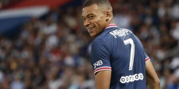 Mbappe: “Preferoj të shënoj shumë më pak gola dhe të fitoj Championsin, s’ka asnjë kuptim nëse shënoj 50 dhe nuk fitoj tituj”