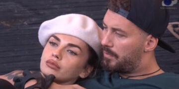 E kishte për Borën? Donaldi thotë se e ka mendjen tek bota jashtë, mërzitet Beatrix