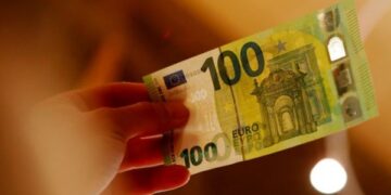 Bankat raportojnë për para të falsifikuara në Prishtinë, këto janë monedhat që po qarkullojnë