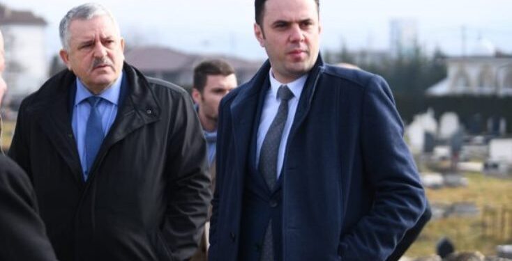 Zhvillime dramatike: Agim Veliu i kërkon publikisht debat në televizion, Lumir Abdixhikut!