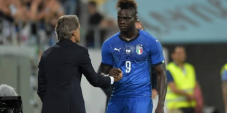 Zyrtare, Mancini e rikthen Balotellin në Kombëtaren e Italisë