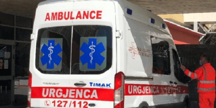 E tmerrshme: 23 vjeçarja plagoset në hotel
