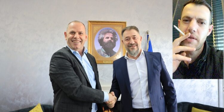 A erdhi dorëheqja e vëllait të Ramiz Lladrovcit nga PDK, pas vizitës së këtij të fundit në Skenderaj tek Sami Lushtaku?