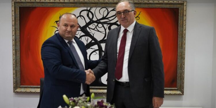 Këto janë tri drejtoritë e AAK-së në Prizren- Në krye të tyre do të jenë tri gra