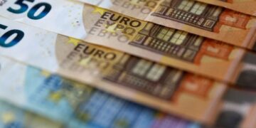 Kështu funksionon “kredia hallall” në Kosovë, këto janë dy bankat që lëshojnë para “pa kamatë”