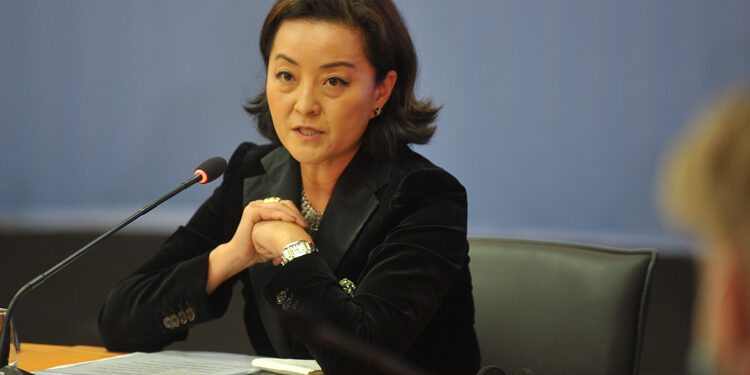 Tensionet në PD, reagon ambasadorja amerikane: SHBA të shqetësuara, ata që nxisin dhunën ose minojnë sundimin e ligjit do të…