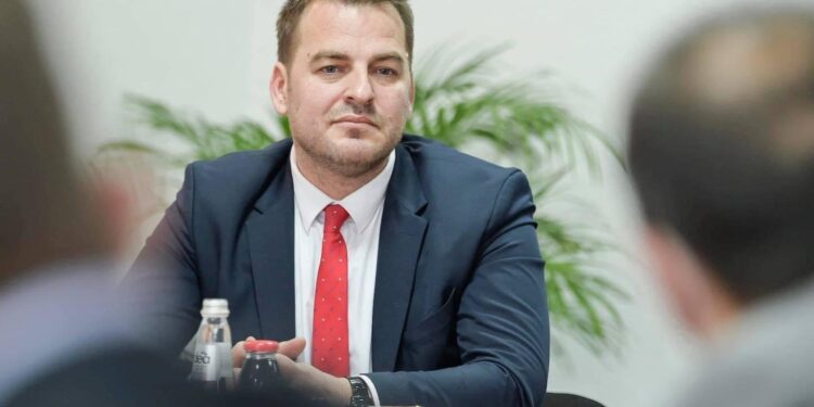 LAJMI I FUNDIT: Armend Muja zgjedhet koordinator i degës së VV-së në Mitrovicë