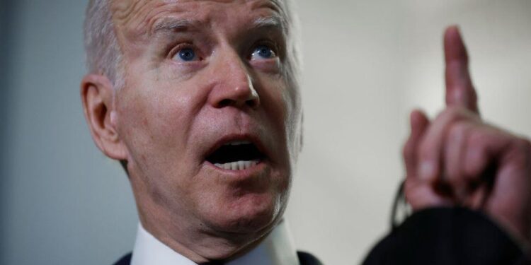 Biden: Fatkeqësi për Rusinë, nëse pushton Ukrainën