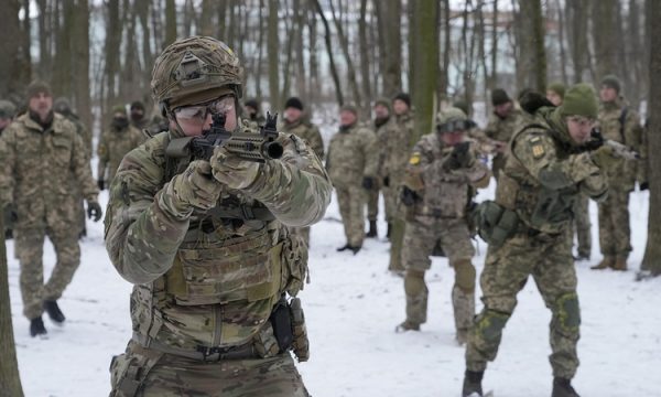 Lëmshi i Ukrainës i shpjeguar nga New York Times. Çfarë po do Putin