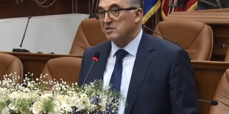 “Shpërthejnë” pakënaqësitë në PDK në Prizren: Vjen edhe një dorëheqje