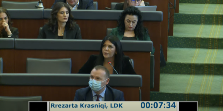Krasniqi: Jemi bërë vatër e rrezikshme e virusit Covid-19, sepse qeveria Kurti nuk e ka hallin tek qytetarët, por vetëm tek qëndrimi në pushtet!