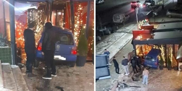 Çudi kosovare: Aksident trafiku në Prishtinë vetura futet brenda një lokali