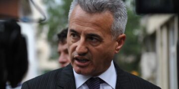 Avokati Koci: Shteti dështoi dje në rastin e Molliqajt, ja si duhej të vepronte kur ai sulmoi policin