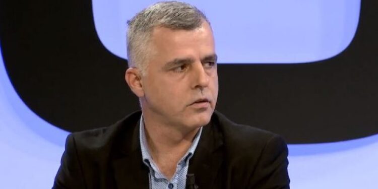 Klinaku i OVL-UÇK-së i jep një paralajmërim të fuqishëm Gjykatës Speciale