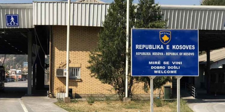 Nga sot, asnjë i huaj nuk hyn pa dy vaksina në Kosovë