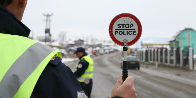 Policia në “aksion”: 31 personave u heqet patentë shoferi mbi 600 të tjerë gjobiten për tejkalim të shpejtësisë