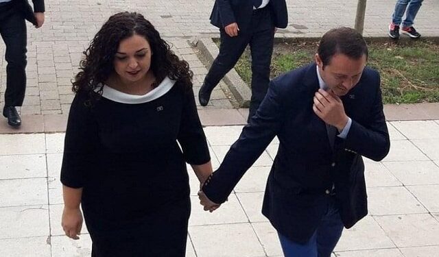 Pas skandalit ku i quajti mediat kriminale, burri i Vjosa Osmanit i bie pishman dhe fshinë postimin në facebook