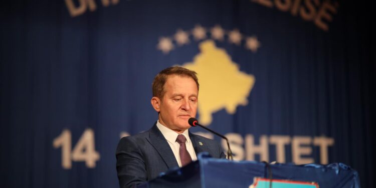 Vushtrria mban  akademinë  solemne për Ditën e Pavarësisë