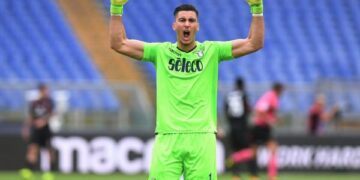 Napoli e do Thomas Strakoshën falas në verë