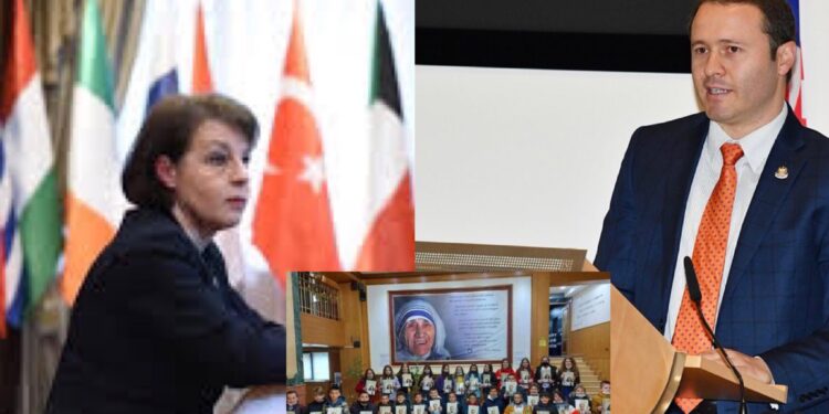 Gërvalla harron të kërkojë llogari nga Prindo Sadriu, ndërsa reagon ashpër për foton e fëmijëve në Kuvend: Dikush duhet të japë llogari