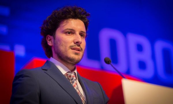 Ra qeveria, deputeti shqiptar: Mundësi reale që Abazoviq të bëhet kryeministër i Malit të Zi
