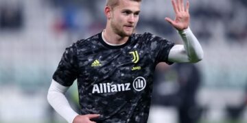 Chelsea e Barça e duan De Ligtin