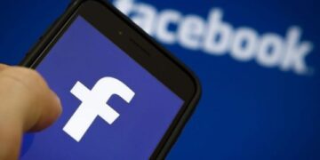 Rënie drastike e aksioneve të Facebook