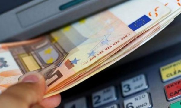 Skandaloze: Lidhi kontrata me 19 punëtorë vetëm për të përfituar nga Pakoja Emergjente
