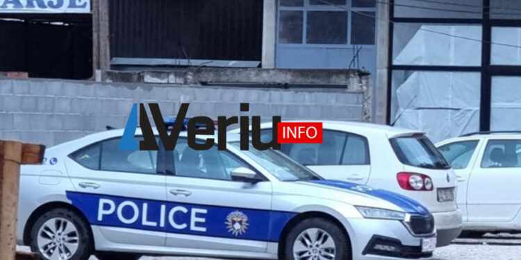 Rruga që po e kthen Mitrovicën në Teksas, brenda ditës dy herë gjuajtje me armë – policët me armë të gjata bllokojnë rrugën