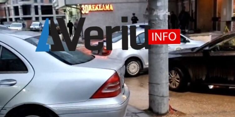 Nga Policia flasin për Veriu.info për dy gjuajtjet me armë në Mitrovicë, ja çka u gjet në vendngjarje (Video)