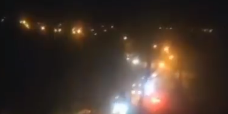 Pamje të reja nga hyrja e ushtrisë ruse në Ukrainë (VIDEO)