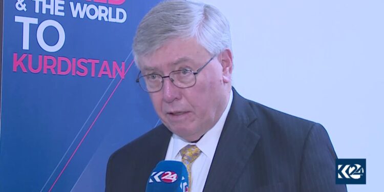 Vdes ish-ambasadori amerikan, mik i vjetër i Kosovës