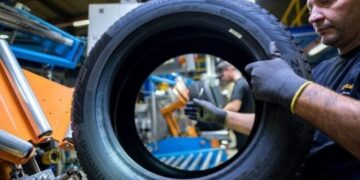 Lajm aspak i mirë për vozitësit: Rritet çmimi i gomave të verës