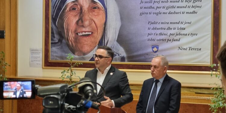 Rritja enorme e çmimeve, AAK me 5 propozime emergjente ndaj Qeverisë për dalje nga kriza
