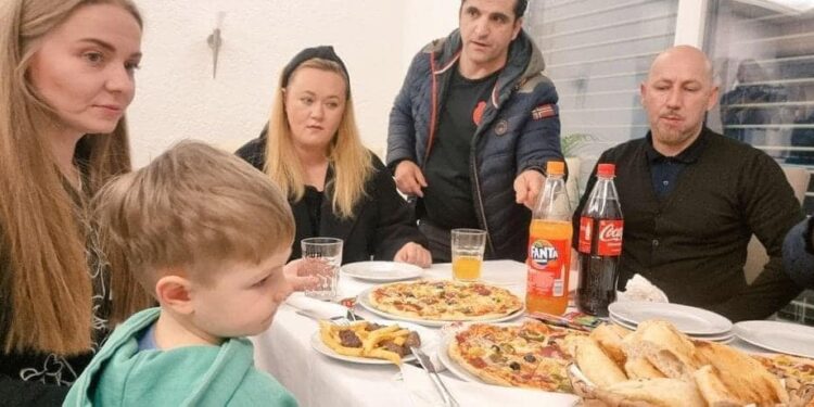 Biznesmeni nga Skënderaj hapë zemrën, strehon dhjetëra refugjatë ukrainas në hotelet e tij në Gjermani