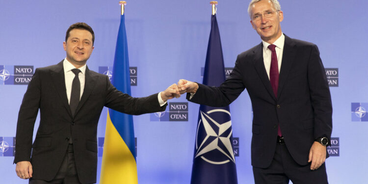 Ftohet Ukraina në takimin e ministrave të jashtëm të NATO-s