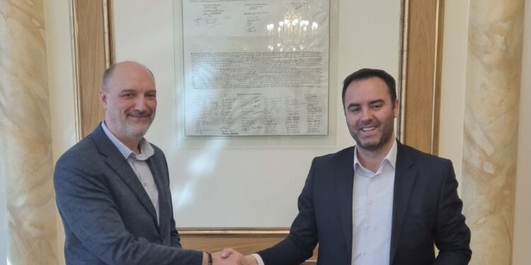 Glauk Konjufca e Visar Ymeri sërish bashkë – Nuk i lidh VV, por një projekt në Kuvend