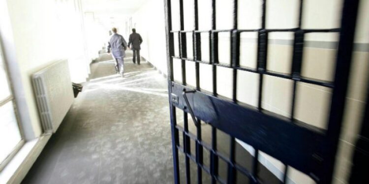 “Unë nuk ta njoh ligjin hiç, qitash vi e t’kallxoj”- Arrestohet i dyshuari që kërcënoi gazetaren