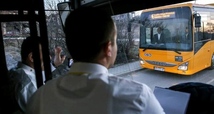 Lajm i mirë: Ulen për 50 përqind çmimet e biletave për studentë, pensionistë e invalidë të luftës
