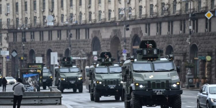 Hakmarrja e Putinit, Rusia rrethon me 75% të forcave Ukrainën