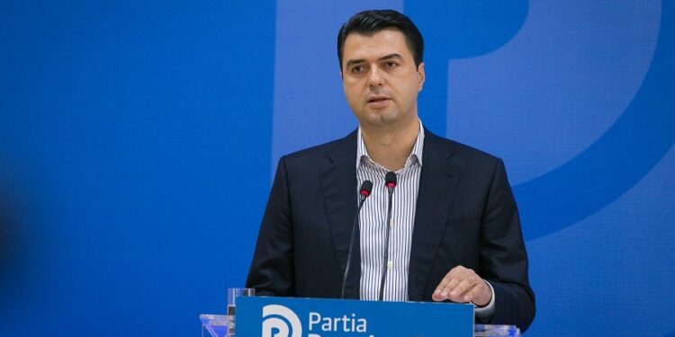 Lulzim Basha jep dorëheqje nga posti i kryetarit të PD-së