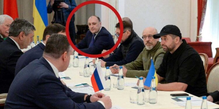 Shërbimi sekret i Ukrainës vret një nga negociatorët e saj me Rusinë: Kreu tradhti të lartë