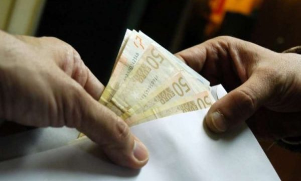 Dosja Pika, “O ta pafsha hairin”, polici që për 20 minuta dyshohet se pranoi katër herë ryshfet