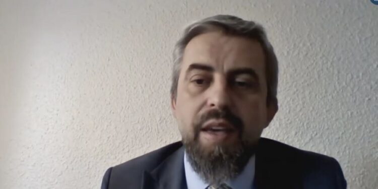 Deputeti Enis Kervan tregon si u përmend Xhamia e Ibrit në Parlamentin Evropian? (VIDEO)