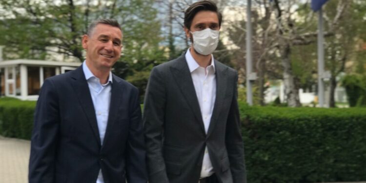 Uran Ismaili viziton Kadri Veselin në Hagë: Epopeja e UÇK’së, dhembja dhe krenaria jonë e përbashkët