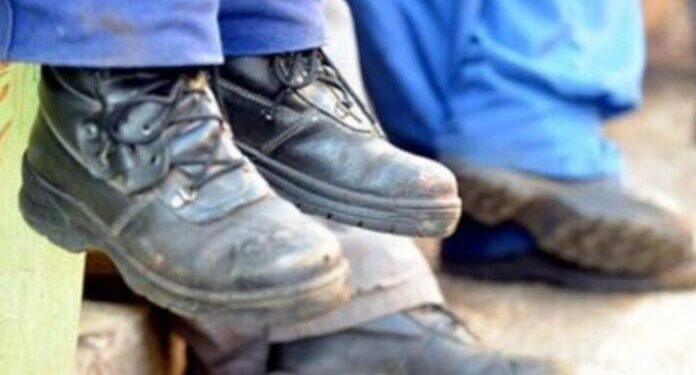 Vdes punëtori 30 vjeçar, 8 ditë pas lëndimit